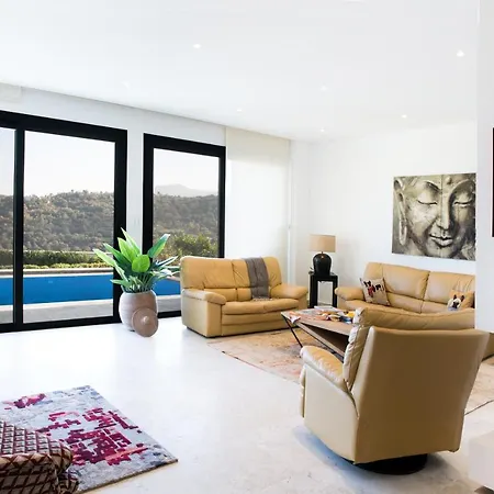 Important Group | Prestige Villa *